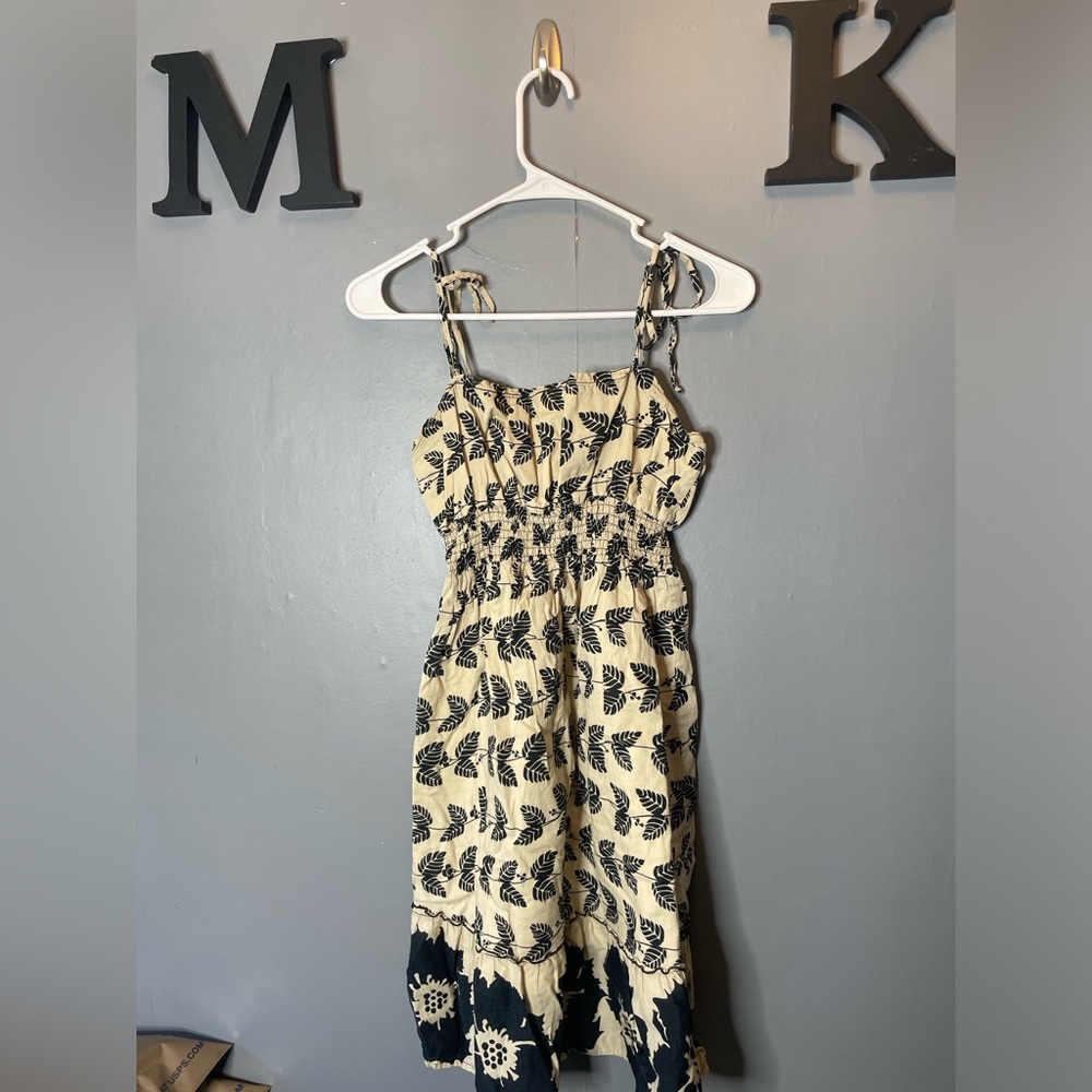 TWENTY ONE Cream Sundress with Black Floral Print 100% cotton size medium